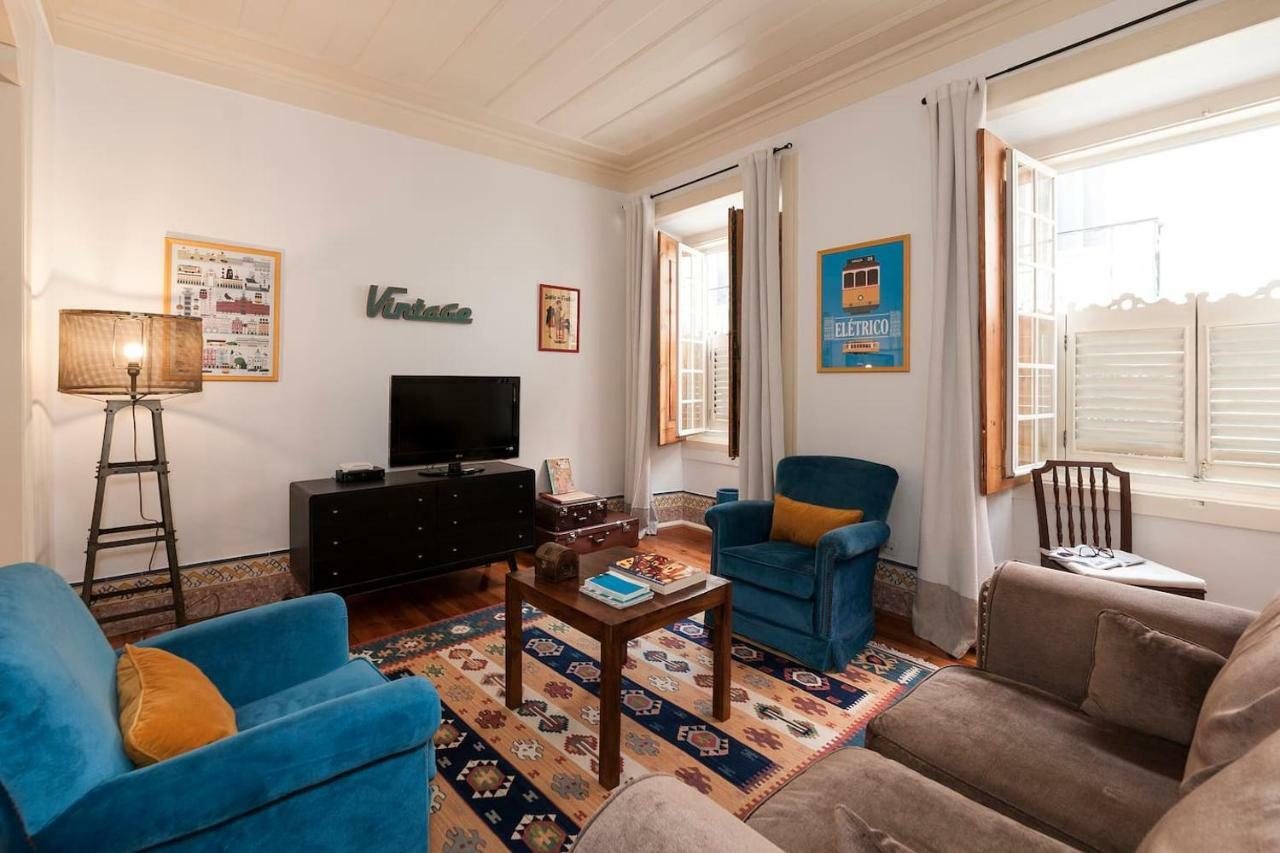 2 Bedroom Apartment With Patio Next To Avenida Da Liberdade Lisboa Extérieur photo