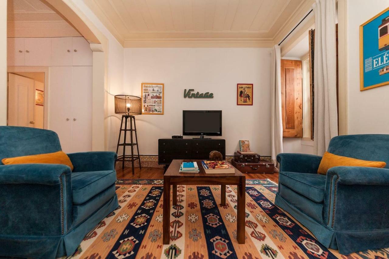 2 Bedroom Apartment With Patio Next To Avenida Da Liberdade Lisboa Extérieur photo